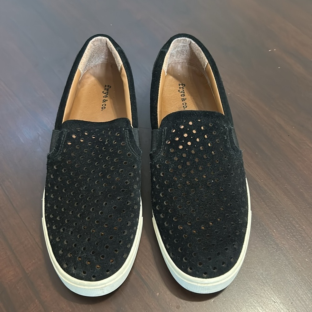 Frye and Co Peggy Perforated Black Suede Slip On Loafers Flats Women’s 8 Shoes - Picture 10 of 17